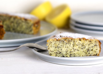  Delicious lemon poppy pie