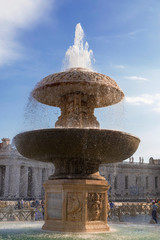 Fontana in Piazza San Pietro - Roma