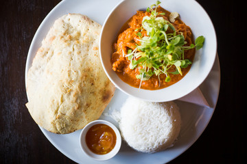 Curry, rice and naan bread