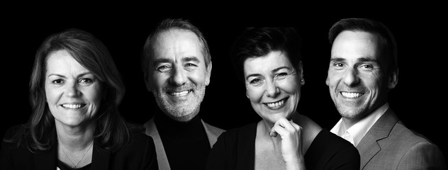 Group of people in a row black and white