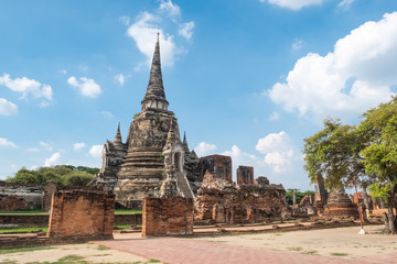 Fototapeta na wymiar Wat Phra Si Sanphet, the old temple in Ayutthaya and a World Heritage Site.
