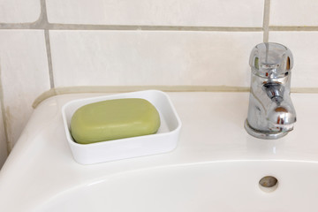 Seife auf dem Waschbecken