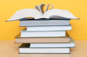stack book on table