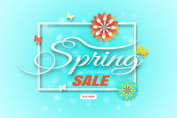 Naklejka premium Vector wide promotional poster of Spring Sale on the gradient green background with square frame, flowers and butterflies arrange on the center.