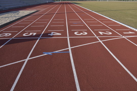 Bieżnia - pola startowe biegi - lekkoatletyka