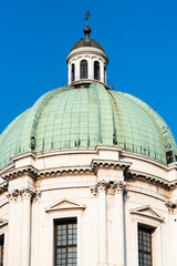 Fototapeta na wymiar dome of Duomo Nuovo in Brescia city