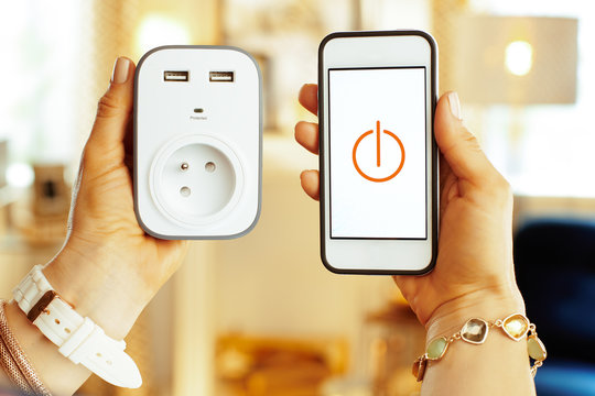 Smart Plug Images – Browse 83,434 Stock Photos, Vectors, and Video