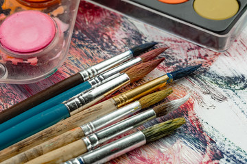 Fototapeta premium Paint brushes and paints for drawing.