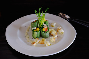 Fresh vegetable spring rolls