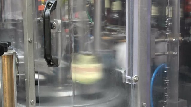 bottle label machine