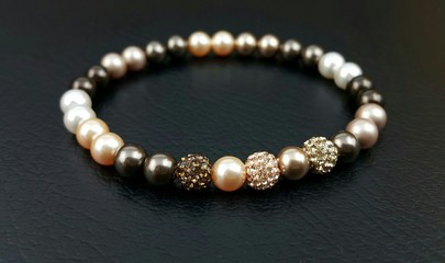 Pearl bracelet shiny for women jewelry