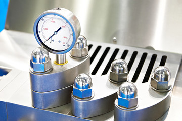 Manometer for industrial