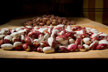 Beans in a wooden plate