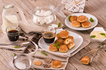 Puff pastries with custrad cream.