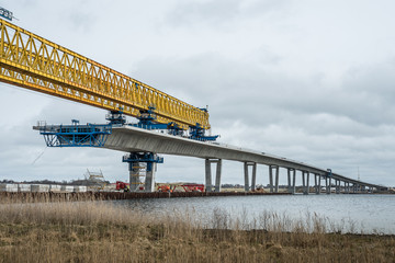 Workes fixing concrete elements at Crown Princess Mary Bridge