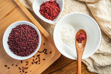 Chinese traditional natural pigment food red yeast rice powder coloring preparation process