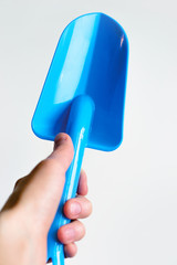 photo blue scoop in hand