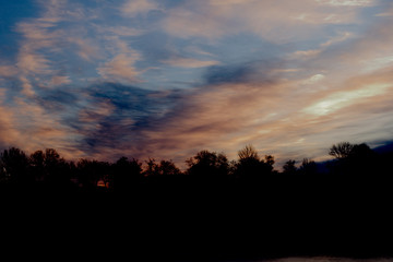 Fototapeta na wymiar Sunrise near the lake