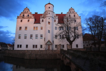 Blick zum Schönfelder Schloss