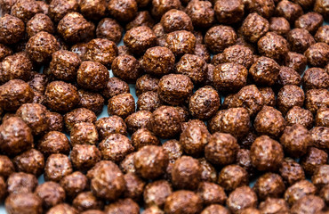 chocolate balls, dry breakfast