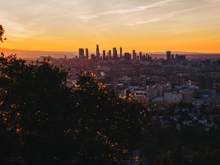 Fototapeta premium Panorama of Los Angeles at sunrise
