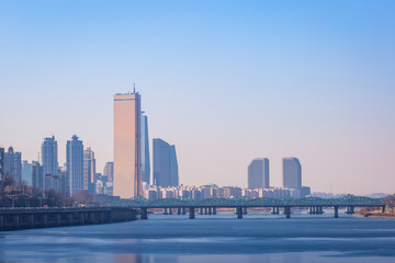 Naklejka premium Seoul city and skyscraper, yeouido, south Korea.