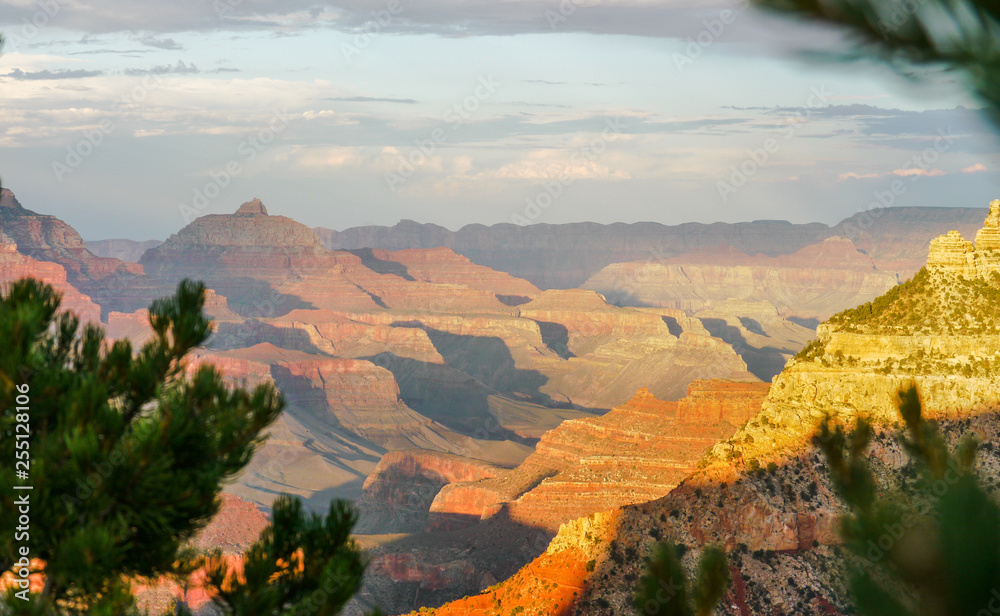 Wall mural sunrise over the south rim of the grand canyon national park, arizona, usa