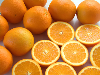 瑞々しいアメリカ産ネーブルオレンジ