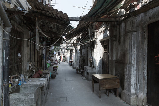 The Shikumen , or literally "stone gate" is a style of housing in Shanghai, China, which blended features of east and west.
