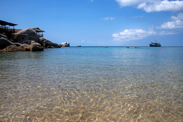 Fototapeta premium crystal water of paradise tropical beach on Koh Tao, Thailand