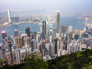 ヴィクトリア・ピークから眺める香港　夕景