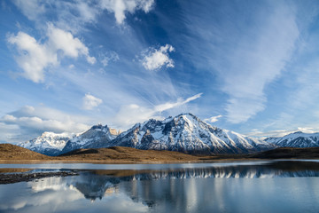 Laguna de los Cisnes en el Parque Nacional Torres del Paine, Chile. © Leo Ridano