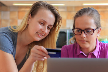 Mothers are teaching how to shop online for teen girls