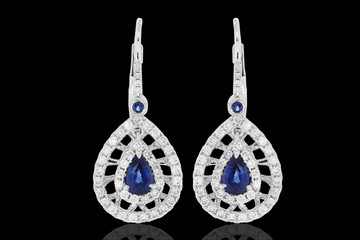 jewelry  ring earrings brazalet diamonds with and gemstone emerald ruby and Sapphire