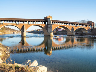 Fototapeta premium Ponte Coperto ( Ponte Vecchio) Bridge in Pavia