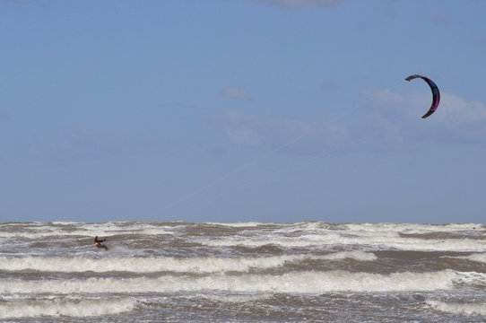 Kitesurf in Mare Adriatico - Barletta (Bari)