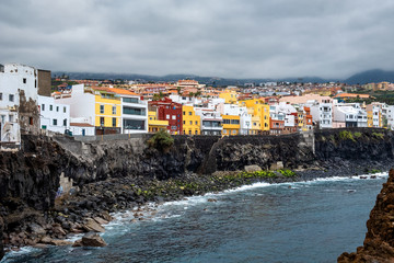 Fototapeta na wymiar Punta Brava – Puerto de la Cruz, Santa Cruz de Tenerife der kleine Ort an der Atlantikküste. Punta Brava ist der westlichste Ortsteil von Puerto de la Cruz.