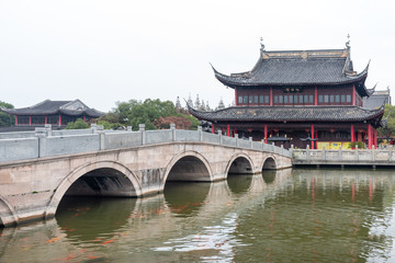 Bridges and temples of all Fook temple in Suzhou