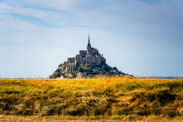 Fototapeta na wymiar View of Mont Saint Michel against sky