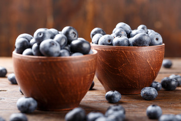 blueberries in a plate