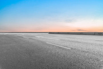 Naklejka premium Road surface and sky cloud landscape..