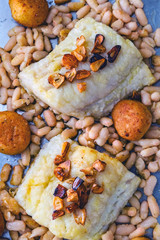 cod with garlic and beans