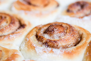 Cinnamon buns macro