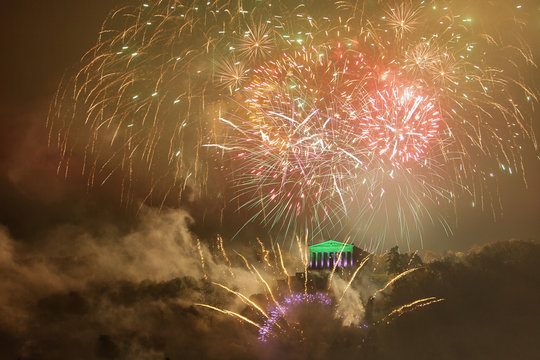 Feuerwerk f&uuml;r 175Jahre Walhalla