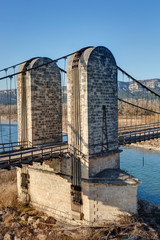 Fototapeta premium Le vieux pont suspendu de Mallemort - Bouches-du-Rhone - France