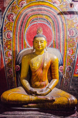 buddha statue in dambulla