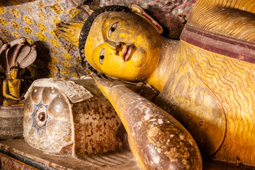 buddha statue in dambulla