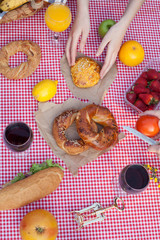 picnic table outdoor 