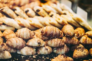Viennoiseries dans une boulangerie