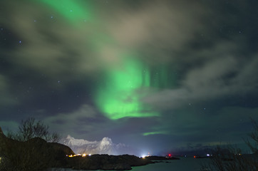 Aurores boréales aux îles Lofoten en Norvège
